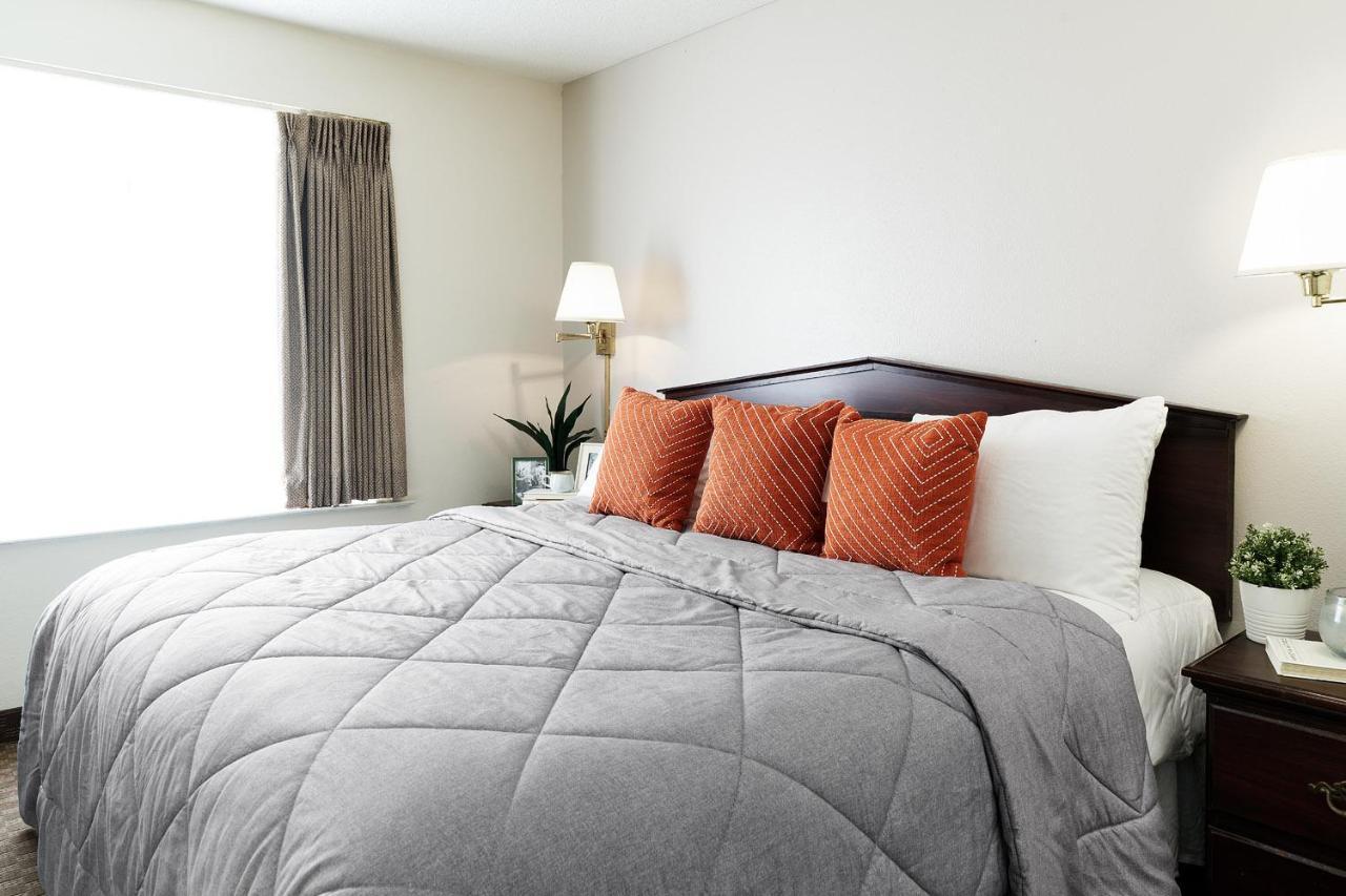 Intown Suites Extended Stay Houston Tx - Iah Airport 외부 사진